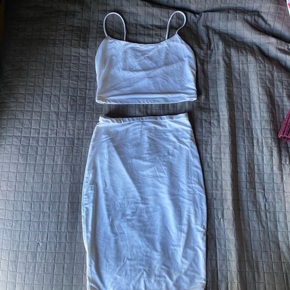 White skirt set - Picture 5 of 5